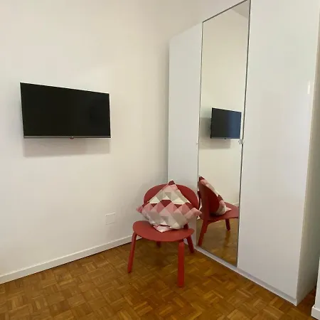 My Red At Milano Mind